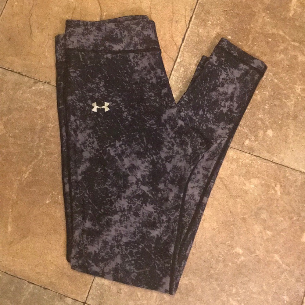Under Armour size medium leggings